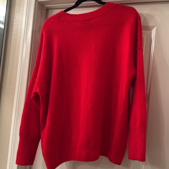 CeCe Women's Red Sweater with White Snowflake (M) - Picture 2 of 5